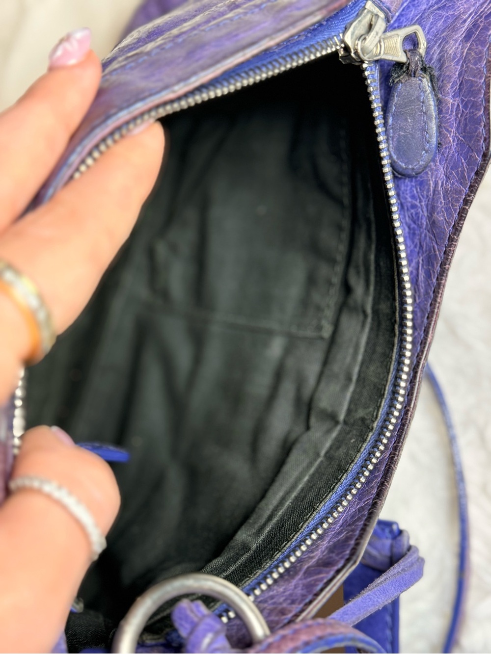 Vintage Balenciaga Classic Hip Crossbody Bag - Picture 6 of 9
